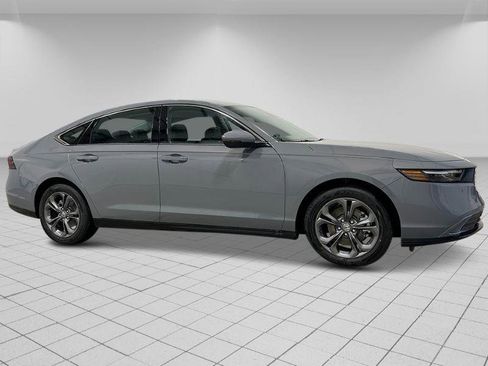 New 2025 Honda Accord EX-L image 8