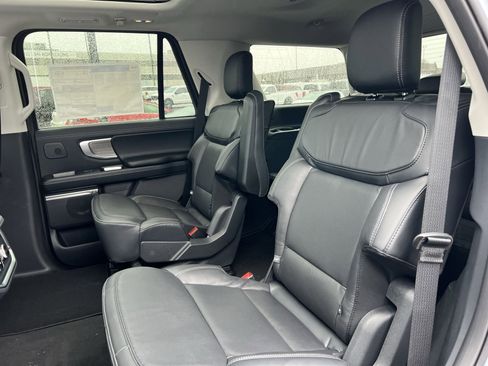 New 2026 Ford Expedition Platinum w/ Driver's Package image 25