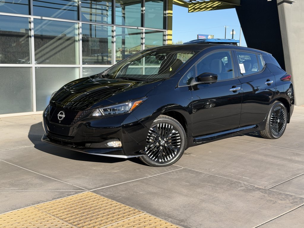 Used 2025 Nissan Leaf SV Plus FWD image 1