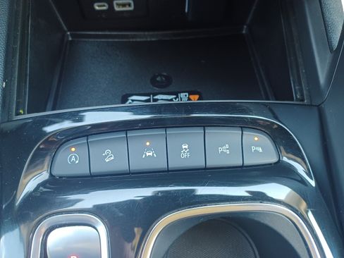 Used 2023 Buick Envision AWD Avenir image 24