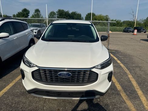 Used 2023 Ford Escape Active AWD/4WD image 4