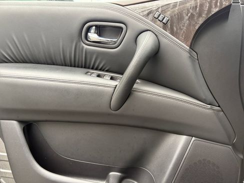 Used 2022 Nissan Armada Platinum w/ Captain's Chairs Package image 12