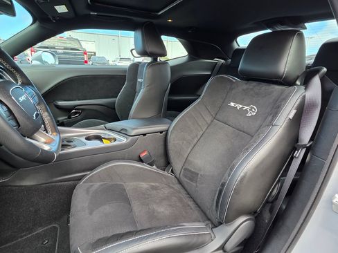 Used 2022 Dodge Challenger SRT Hellcat Redeye RWD image 9