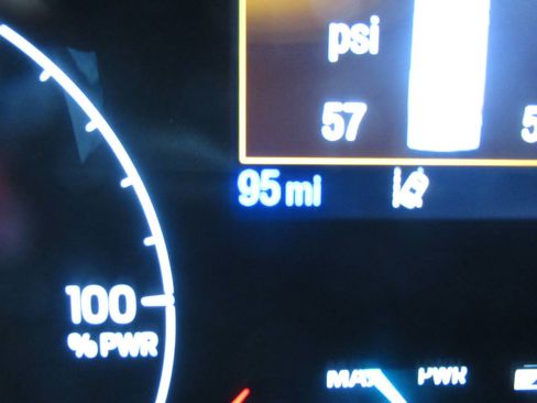 Used 2025 Ford E-Transit 148 Medium Roof image 23