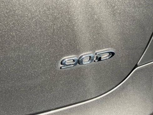 Used 2015 Tesla Model S 90D image 7