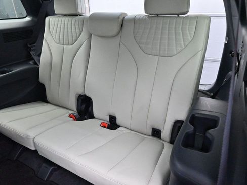 Used 2023 Hyundai Palisade Limited AWD/4WD image 36