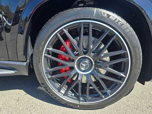 New 2026 Mercedes-Benz GLS 63 AMG 4MATIC image 9