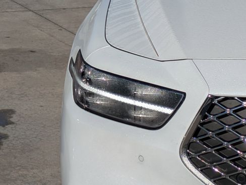 Used 2020 Genesis G90 3.3T Premium image 7