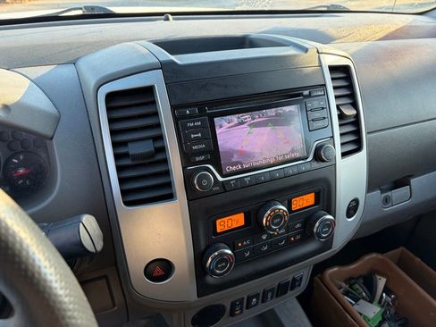 Used 2015 Nissan Frontier SV w/ SV Value Truck Package image 16