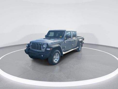 Used 2020 Jeep Gladiator Sport w/ Quick Order Package 24S image 4