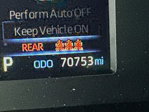 Used 2024 Toyota Tundra SR5 w/ SR5 Premium Package image 32