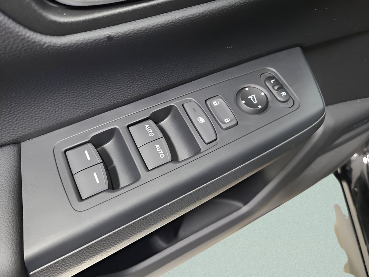 Used 2026 Honda CR-V EX image 20