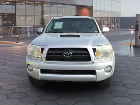 Used 2008 Toyota Tacoma PreRunner image 11