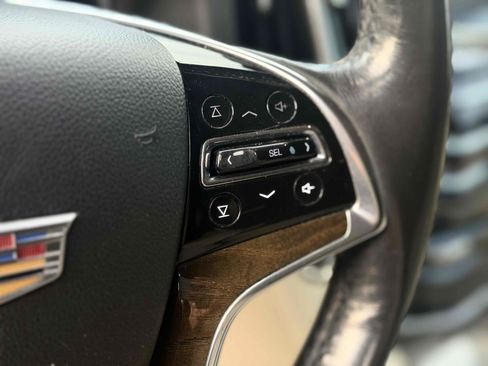 Used 2020 Cadillac Escalade ESV Luxury AWD/4WD image 28