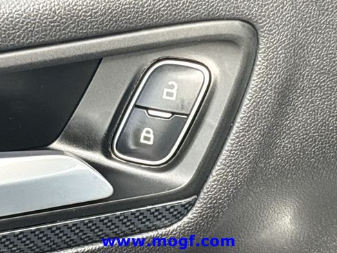 Used 2025 Ford Escape ST-Line FWD image 15