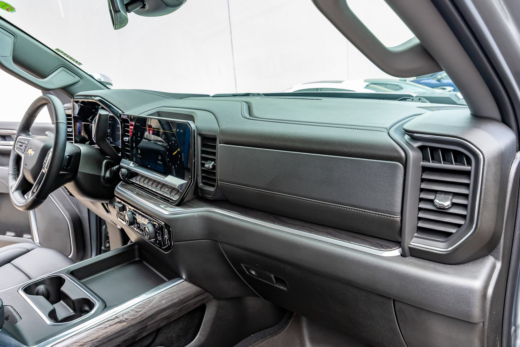 Used 2026 Chevrolet Silverado 3500 LTZ w/ LTZ Texas Edition AWD/4WD image 18