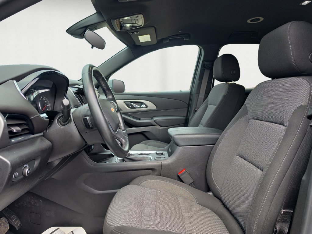 Used 2023 Chevrolet Traverse LT AWD/4WD image 10