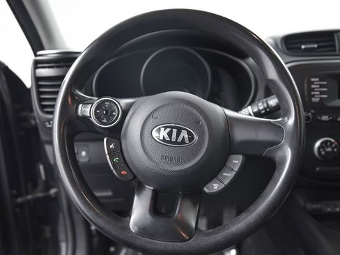 Used 2014 Kia Soul Base image 16
