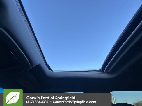 Used 2017 GMC Yukon XL SLT w/ Open Road Package image 12