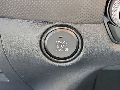 Used 2025 MAZDA CX-50 AWD 2.5 S w/ Premium Package image 30