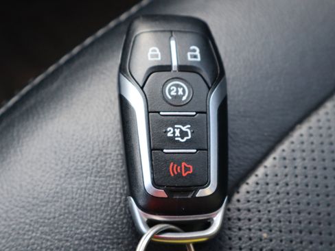 Used 2017 Ford Explorer Limited w/ Equipment Group 301A image 41