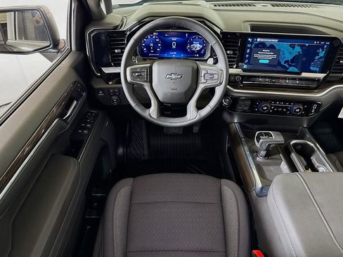 Certified 2026 Chevrolet Silverado 1500 LT Trail Boss w/ Convenience Package II AWD/4WD image 22