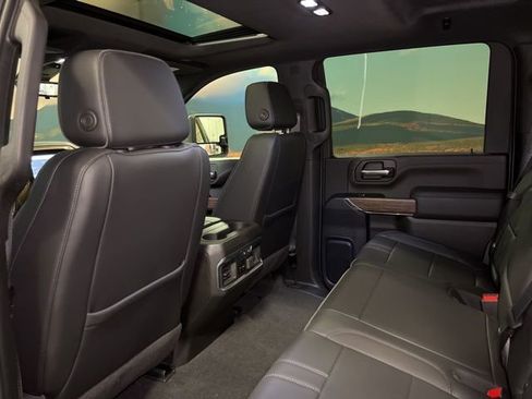 Used 2022 Chevrolet Silverado 3500 High Country w/ Z71 Off-Road Package image 63