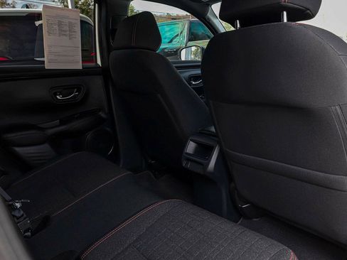 Used 2025 Honda HR-V Sport image 29