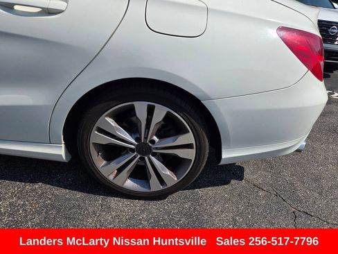 Used 2014 Mercedes-Benz CLA 250 image 12