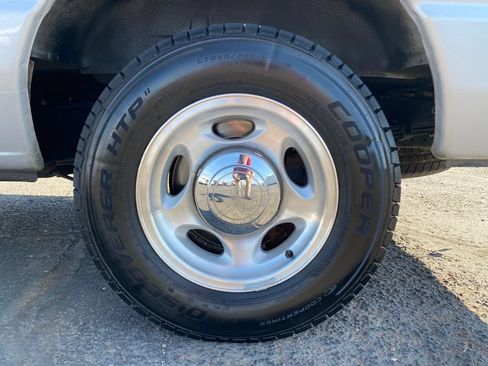 Used 2013 Ford E-150 and Econoline 150 w/ PWR Group RWD image 11