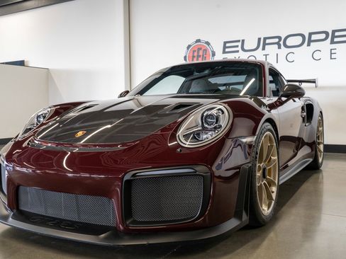 Used 2018 Porsche 911 GT2 RS RWD image 34