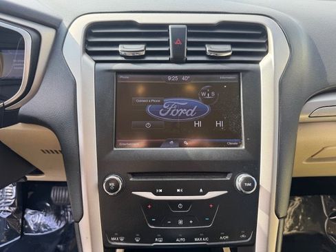 Used 2013 Ford Fusion SE image 20