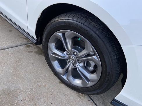 Used 2024 Honda Accord EX image 30