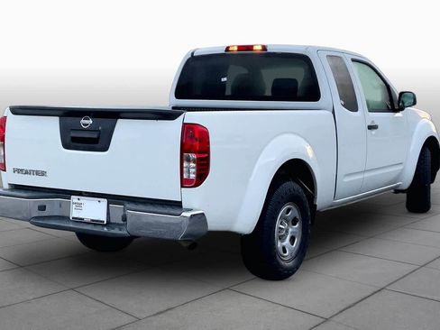 Used 2015 Nissan Frontier S RWD image 12