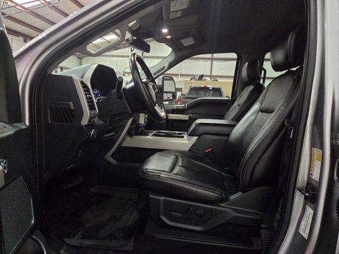 Used 2020 Ford F350 Lariat w/ Lariat Value Package AWD/4WD image 6