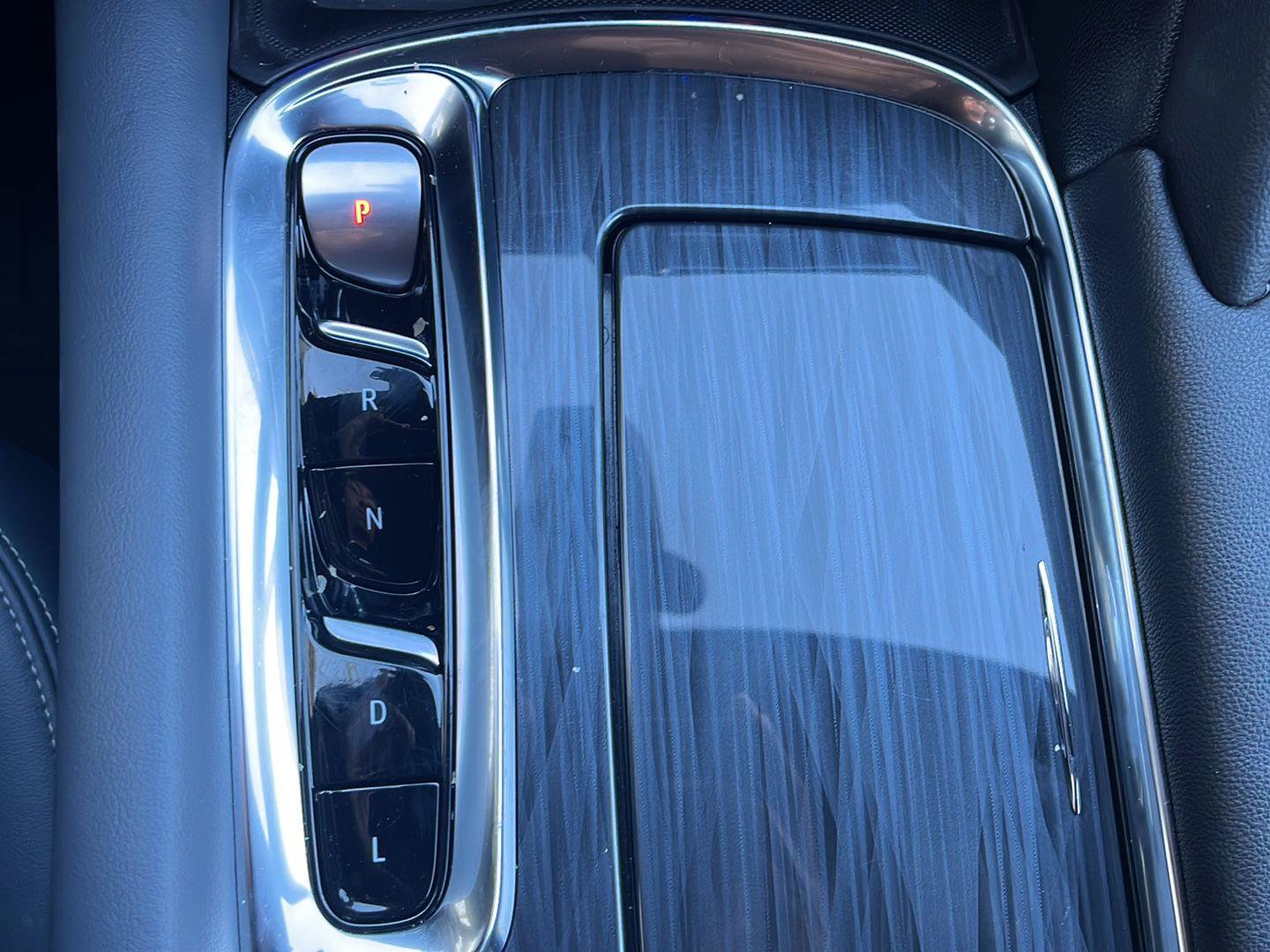 Used 2024 Buick Enclave Essence w/ Trailering Package, 5000 lbs. AWD/4WD image 18