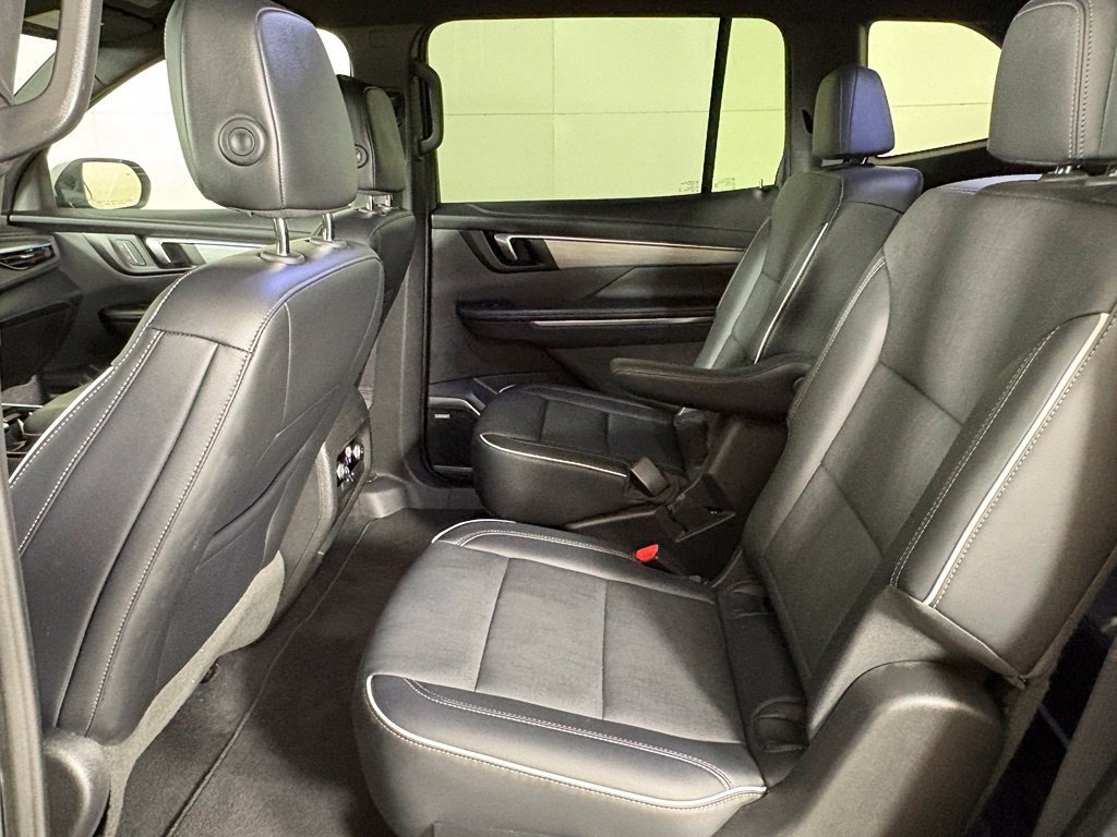 Used 2026 Buick Enclave Preferred FWD image 38