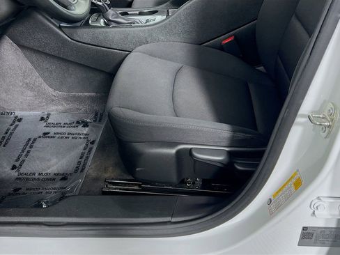 Used 2023 Chevrolet Malibu LS FWD image 18