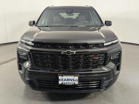 Used 2025 Chevrolet Traverse RS w/ LPO, Floor Liner Package image 3
