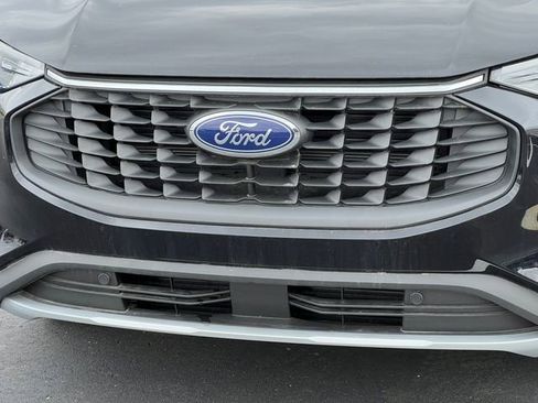 New 2024 Ford Escape SE FWD image 34