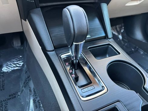 Used 2018 Subaru Outback 2.5i Limited w/ Popular Package #2 image 35