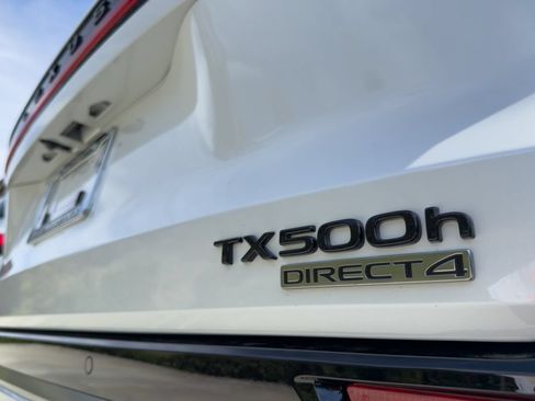 New 2026 Lexus TX 500h AWD image 9