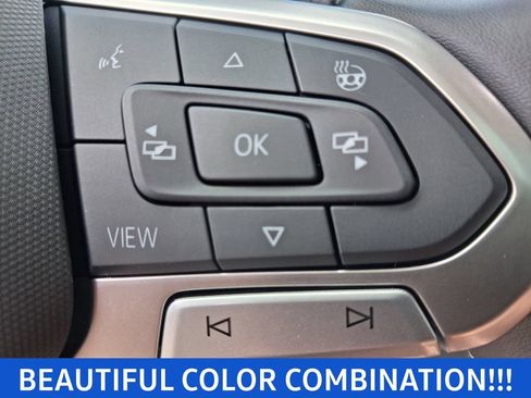 Certified 2023 Volkswagen Atlas SEL AWD/4WD image 19