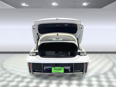 Used 2025 Hyundai Ioniq 6 SEL image 28