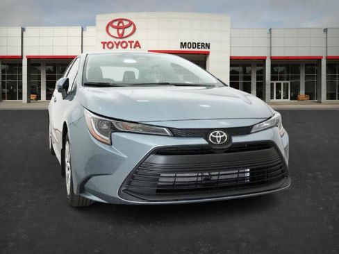 New 2026 Toyota Corolla LE image 32