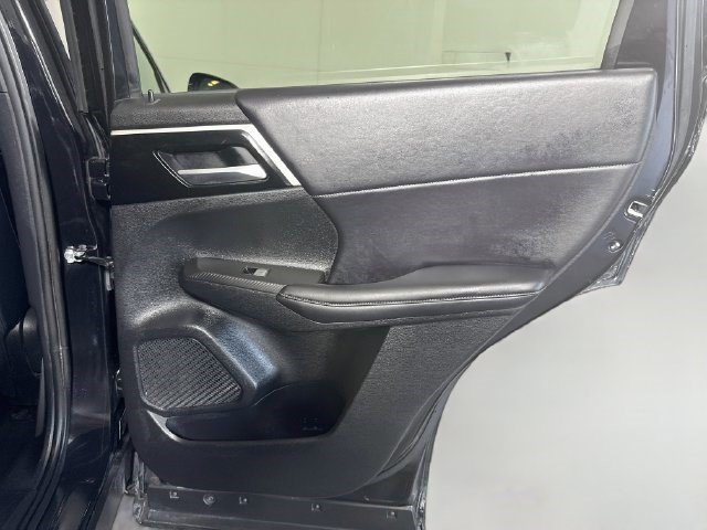 Used 2024 Mitsubishi Outlander SE FWD image 27