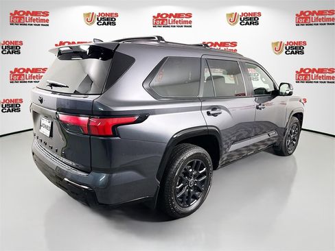 Certified 2024 Toyota Sequoia Platinum image 16