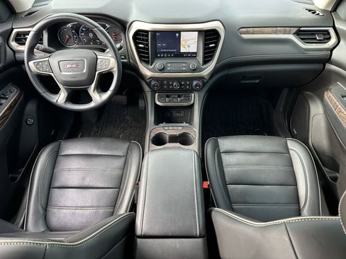 Used 2021 GMC Acadia Denali w/ Denali Ultimate Package image 16