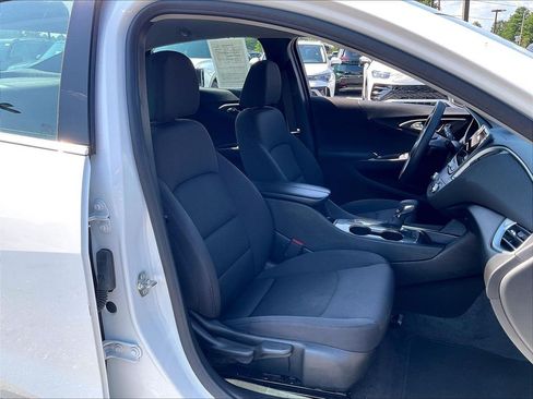 Used 2024 Chevrolet Malibu LT FWD image 10
