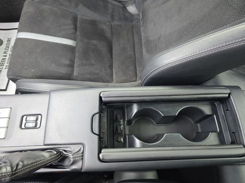 Used 2024 Toyota GR86 Premium image 24